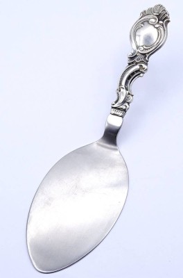 Auktion <br>Gebäckheber mit Silbergriff, Copenhagen (19)48, L. 18,5cm [1]
