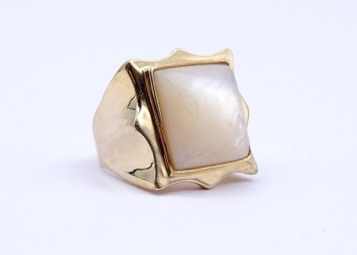 Auktion <br>Vergoldeter Silber Ring mit Perlmutt, 14,4g., RG 59, Kopf 2,4 x 2,5cm [1]