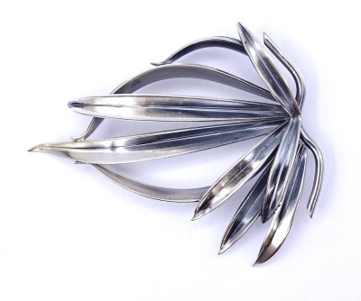 Auktion <br>Designer Brosche AM Anton Michelsen, Denmark, Sterlingsilber 925/000, 6,5x5,2cm, 15,4g. [1]
