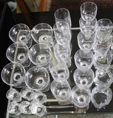 Auktion 340<br>28tlg. Gläsersatz, Peil, farbloses Glas, 6x Biergläser, 5x Weingläser, 6x Congnac-Schwenker, 5x Whisky Tumbler, 6x Schnapsgläser, ca. H-16,5cm. [1]