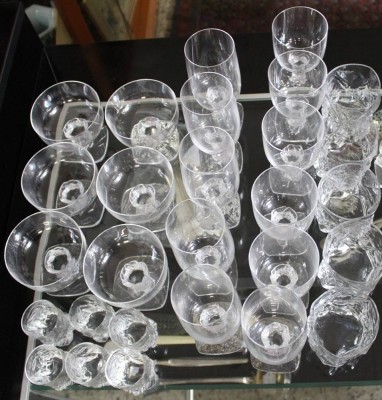 Auktion <br>28tlg. Gläsersatz, Peil, farbloses Glas, 6x Biergläser, 5x Weingläser, 6x Congnac-Schwenker, 5x Whisky Tumbler, 6x Schnapsgläser, ca. H-16,5cm. [1]