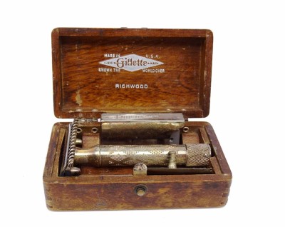 Auktion <br>Vintage Rasierer der Marke 