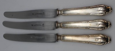 Auktion 341<br>3x grosse Messer mit Silbergriffen-800-, L-25,3 cm, Monogramm 