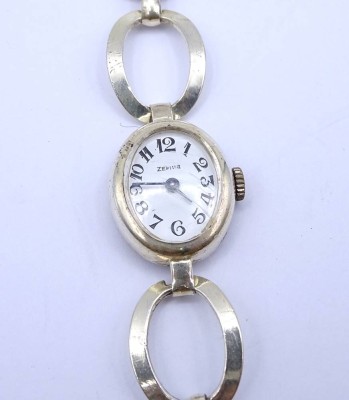 Auktion <br>DAU aus Silber der Marke Zephir , 0,835 Punziert , Handaufzug , Werk läuft , L. 21cm , 23,5 g [1]