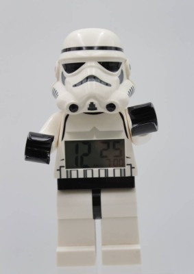 Auktion 341<br>figürlicher Wecker, Lego Star Wars, Stormtrooper, H-23,5cm. [1]