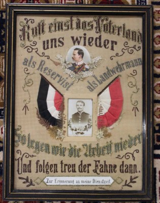 Auktion 341<br>Reservistenbild, Ruft einst das Vaterland..., bestickt, um 1900, ger./Glas, RG 43,5 x 33cm. [1]