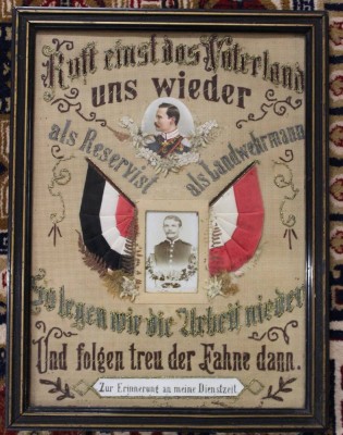 Auktion <br>Reservistenbild, Ruft einst das Vaterland..., bestickt, um 1900, ger./Glas, RG 43,5 x 33cm. [1]