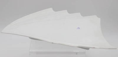 Auktion 345<br>Design-Schale, Rosenthal studio-linie, Weißporzellan, ca. H-5cm, 29 x 18cm. [1]