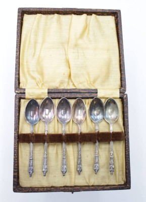 Auktion 374<br>6x Kaffeelöffel, figürl. Stiele, EPNS, älter, in Kasten, ca. L-11cm. [1]