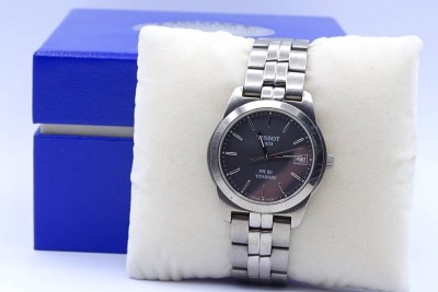 Auktion <br>Armbanduhr 