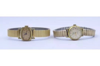 Auktion 372<br>2x Damen Armbanduhren, mechanisch, Werke laufen [1]