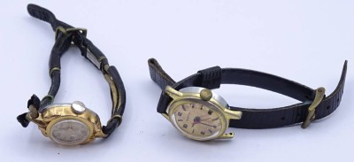 Auktion <br>2x Damen Armbanduhren, mechanisch, Werke laufen [1]
