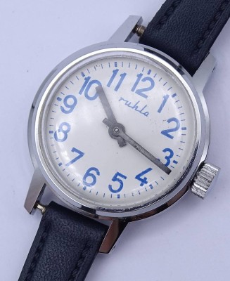 Auktion 372<br>Damen Armbanduhr 