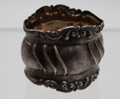 Auktion <br>Serviettenring, 800er Silber, 13,8gr., B-4cm , ca. D-4,5cm. [1]