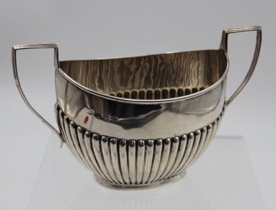 Auktion <br>Zuckerschale, Sterling, England, Queen Ann, 153gr., H-10cm B-17cm [1]