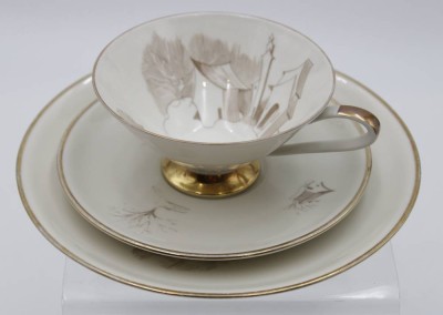 Auktion <br>Sammelgedeck, Hutschenreuther Arzberg, florales Dekor, Tasse H-5,5cm [1]