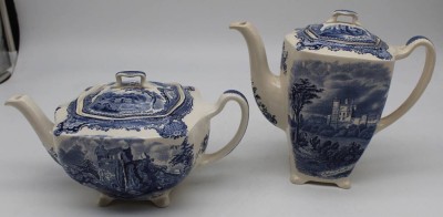 Auktion <br>Kaffee-und Teekanne  Johnson Bros England Old Britain Castles [1]
