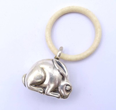 Auktion <br>Babyrassel mit Beißring, Silber 830/000, L. 8,0cm [1]