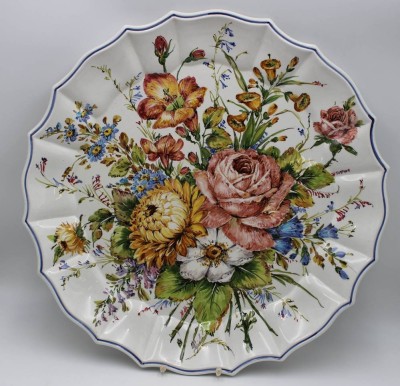 Auktion 343<br>gr. Wandplatte, V.Bassano, florale Bemalung, D-50,5cm [1]