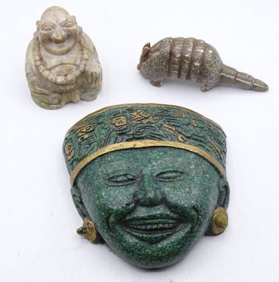 Auktion <br>2x Speckstein Figuren und 1x Inka Wanddekoration, Maske 12,5x12cm [1]