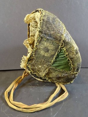 Auktion <br>kl. Trachten-Dutthaube, wohl 19.Jhd.? [1]