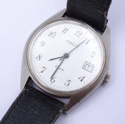 Auktion <br>Herren Armbanduhr 