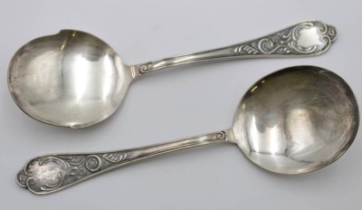 Auktion <br>2x Gemüselöffel, Hoogen, 100er Auflage, ca. L-20,8cm. [1]