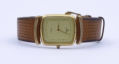Auktion <br>Armbanduhr 