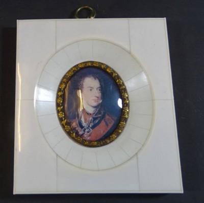 Auktion <br>Miniaturportrait auf Mammut-Elfenbein 
