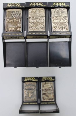 Auktion <br>5x Zippo-Feuerzeuge, Sarajevo, je in orig. Etui,. ca. H-5,5cm [1]