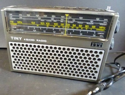 Auktion <br>ITT Tiny 4 Band Radio, optisch gut erhalten, nicht überprüft, [1]