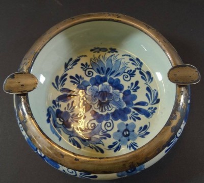 Auktion 344<br>gr. Aschenbecher, Delfts blau mit Silberrand-835-, Bremen, H-4 cm, D-15 cm [1]