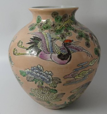 Auktion 364<br>gr. bauchige China Vase, Hong Kong, H-26 cm, D-23 cm [1]