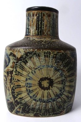 Auktion <br>Fajance Künstlervase 
