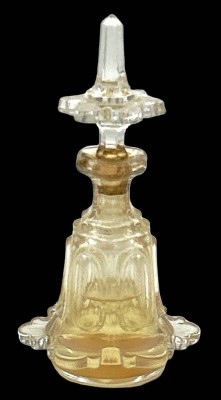 Auktion 347<br>kl. Kristall-Flacon, H-16 cm [1]