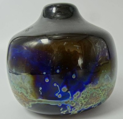 Auktion 347<br>schwere kleine Kunstglasvase, 10x10 cm [1]