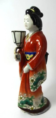 Auktion 347<br>Chinesin mit Laterne, als Kerzenhalter, H-26 cm [1]