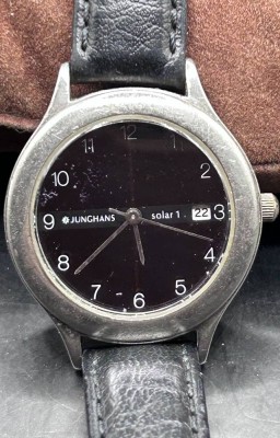 Auktion 356<br>Damenarmbanduhr 