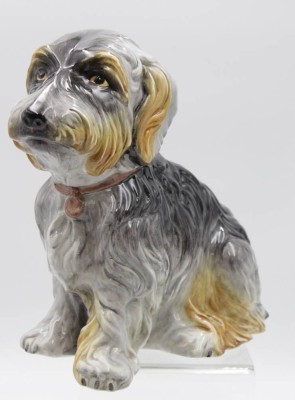 Auktion 348<br>Hundefigur, Italien, polychr. Bemalung in Unterglasur, ca. H-28cm B-28cm. [1]