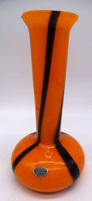 Auktion <br>Vase, orange/schwarz, orig. Murano Etikett, H-27 cm [1]