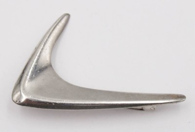 Auktion 348<br>Design-Brosche, HS Danmark, Sterling, 11gr., ca. 5 x 3,5cm [1]