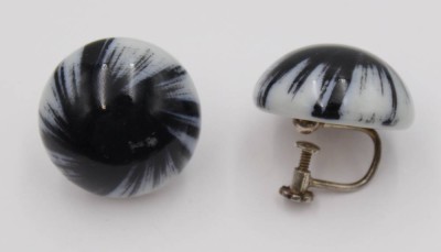 Auktion 348<br>Ohrschmuck, Royal Copenhagen, 925er Silbermonturen, Schraubverschluss, D-2cm [1]