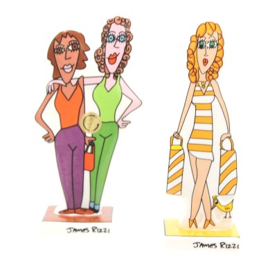 Auktion <br>2x James Rizzi-Figuren, shopping Girl und Girls Night out, Goebel Artis Orbis, ca. H-.13cm. [1]