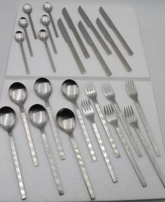 Auktion <br>24tlg. Tafelbesteck, mono Inox, Messer  L-22cm [1]