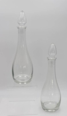 Auktion <br>Paar Karaffen, farbloses Glas, ca. H-35cm [1]