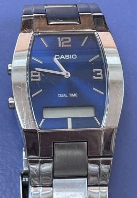 Auktion 348<br>Quartz Armbanduhr 