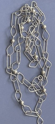 Auktion 348<br>lange Endlos Silbrerkette mit Kugeln, L-ca. 90 cm, 21,2 gr. [1]