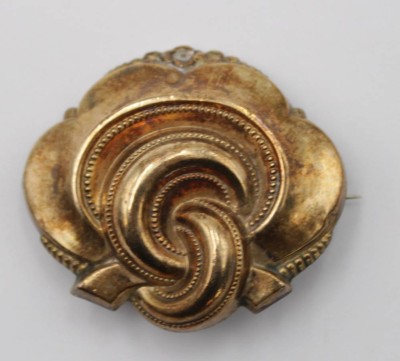 Auktion 348<br>Schaumgold-Brosche, um 1900, ca. 3,5 x 4cm [1]