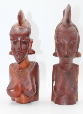 Auktion 348<br>Paar Frauen-Büsten, Afrika, ca. H-29cm [1]