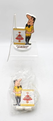 Auktion 348<br>2x Werbe-Stifthalter, HB-Männchen, älter, ca. H-17,5cm [1]